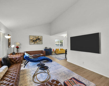 3066 Apache Circle - Photo Thumbnail 15