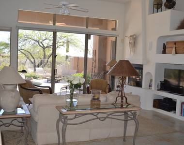9255 E Broken Arrow Drive - Photo Thumbnail 2