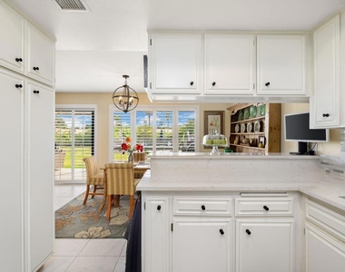 79021 Bayside Court - Photo Thumbnail 11