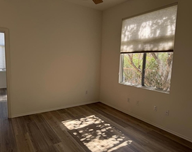 78655 Golden Reed Drive - Photo Thumbnail 7