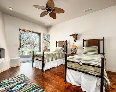 38400 N 102nd Street - Photo Thumbnail 20