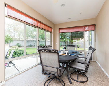 8408 W Midway Avenue - Photo Thumbnail 41