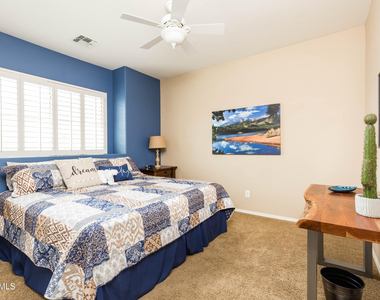 8408 W Midway Avenue - Photo Thumbnail 14