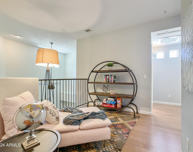 9070 E Gary Road - Photo Thumbnail 11