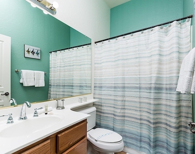 7317 N 85th Avenue - Photo Thumbnail 12