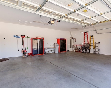7317 N 85th Avenue - Photo Thumbnail 24