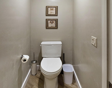 14000 N 94th Street - Photo Thumbnail 7