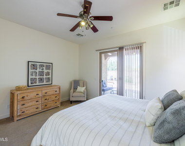 12368 W Hedge Hog Place - Photo Thumbnail 6