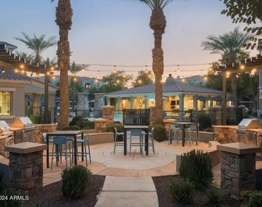 2910 S Greenfield Road - Photo Thumbnail 3