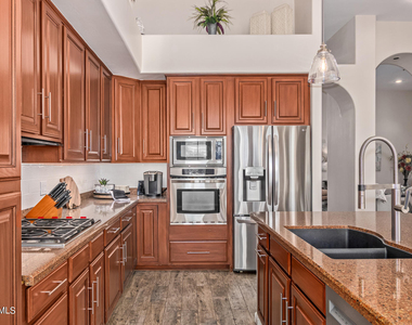 17220 N 79th Street - Photo Thumbnail 9