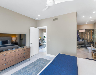 7710 E Gainey Ranch Road - Photo Thumbnail 10