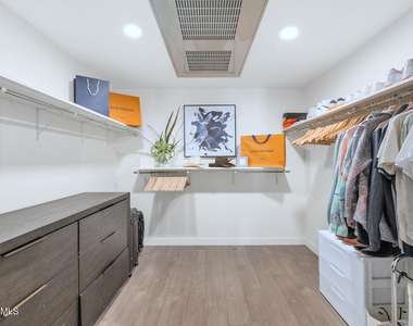 2300 E Campbell Avenue - Photo Thumbnail 12
