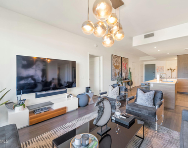2300 E Campbell Avenue - Photo Thumbnail 6