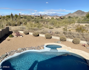 10458 E Karen Drive - Photo Thumbnail 4