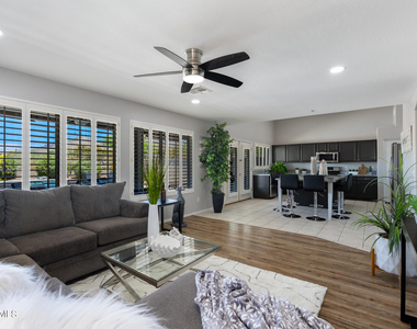 10458 E Karen Drive - Photo Thumbnail 13