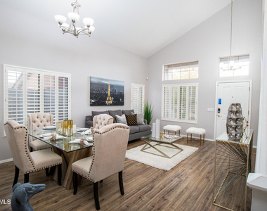 10458 E Karen Drive - Photo Thumbnail 32