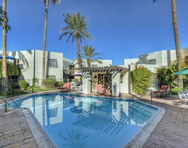 6840 E 2nd Street - Photo Thumbnail 9
