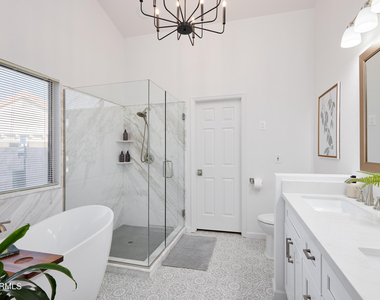 11784 N 110th Place - Photo Thumbnail 29