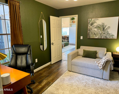 11784 N 110th Place - Photo Thumbnail 35