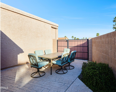 11784 N 110th Place - Photo Thumbnail 43