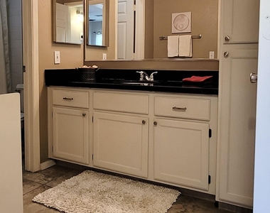 9450 E Becker Lane - Photo Thumbnail 11