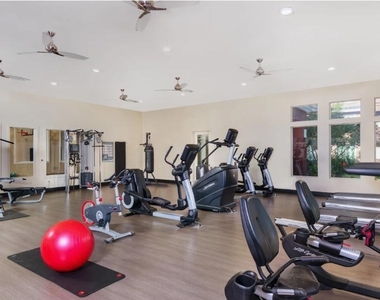 855 W Southern Avenue - Photo Thumbnail 9