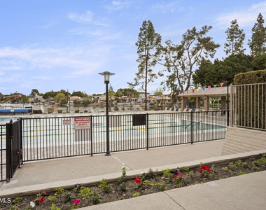 5200 S Lakeshore Drive - Photo Thumbnail 36