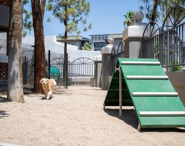 4215 N Drinkwater Boulevard - Photo Thumbnail 12