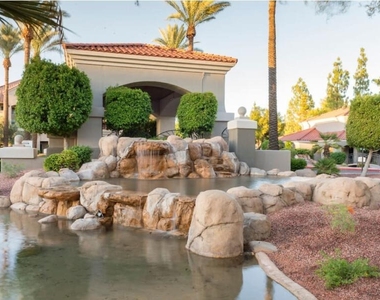 4215 N Drinkwater Boulevard - Photo Thumbnail 10