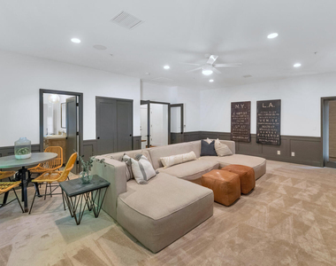 8313 E Carol Way - Photo Thumbnail 16