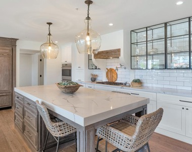 8313 E Carol Way - Photo Thumbnail 6