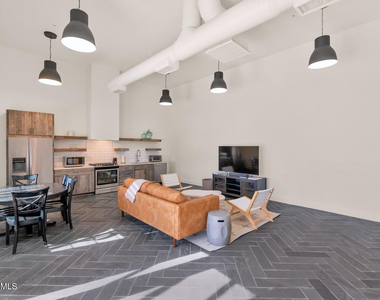 8313 E Carol Way - Photo Thumbnail 22