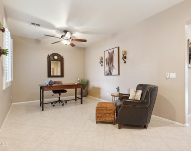 312 S 172nd Drive - Photo Thumbnail 10