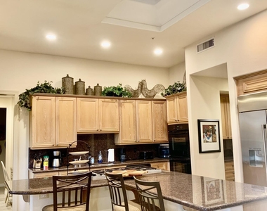 6332 E Dusty Coyote Circle - Photo Thumbnail 9