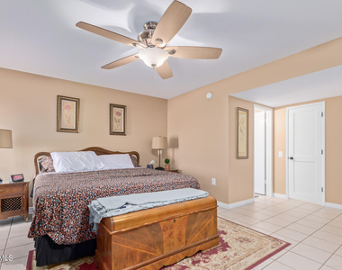 11002 W Pleasant Valley Road - Photo Thumbnail 22