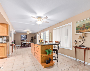 11002 W Pleasant Valley Road - Photo Thumbnail 12
