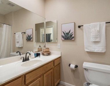 8245 E Bell Road - Photo Thumbnail 31