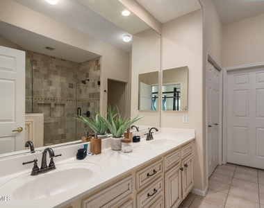 8245 E Bell Road - Photo Thumbnail 24