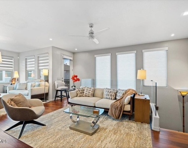 15221 N Clubgate Drive - Photo Thumbnail 4