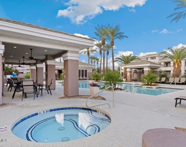 15221 N Clubgate Drive - Photo Thumbnail 21