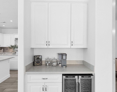 11416 E Autumn Sage Drive - Photo Thumbnail 13