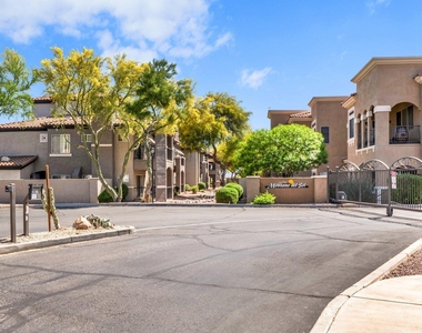 8245 E Bell Road - Photo Thumbnail 30