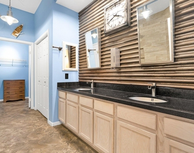 8245 E Bell Road - Photo Thumbnail 19