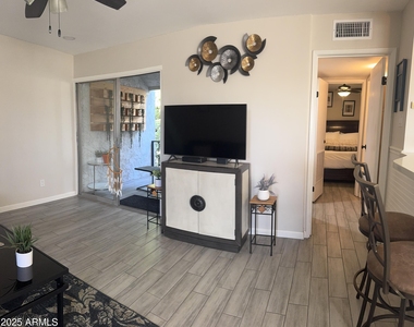 3313 N 68th Street - Photo Thumbnail 7