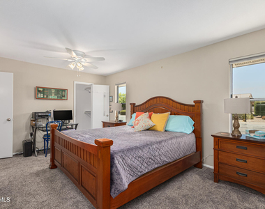 10146 W Sombrero Circle - Photo Thumbnail 11