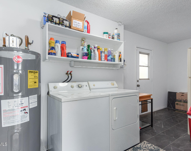 10146 W Sombrero Circle - Photo Thumbnail 4