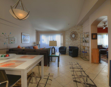 7893 E Joshua Tree Lane - Photo Thumbnail 6