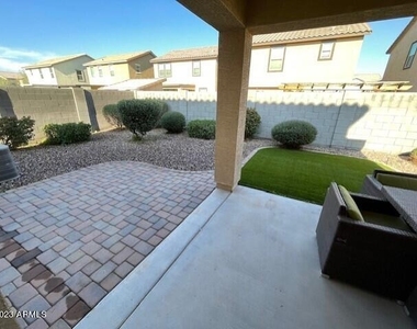 40584 W Helen Court - Photo Thumbnail 21