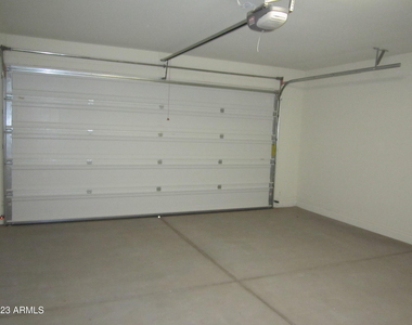 40584 W Helen Court - Photo Thumbnail 22