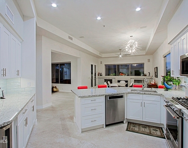 32472 N 68th Place - Photo Thumbnail 17